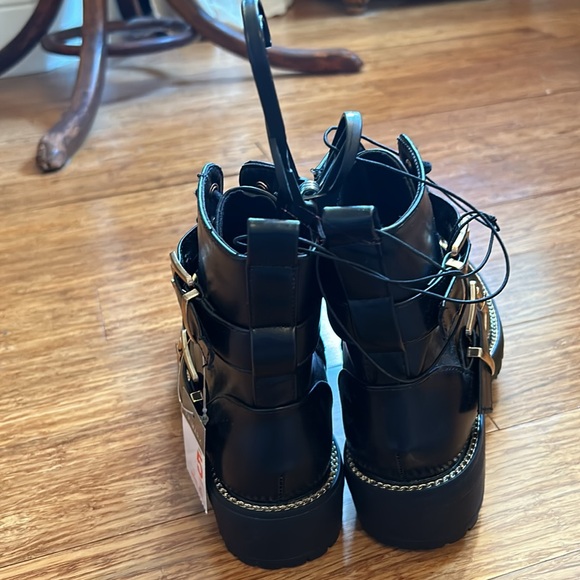 Primark Combat-Style Boots with Chains - Picture 3 of 6